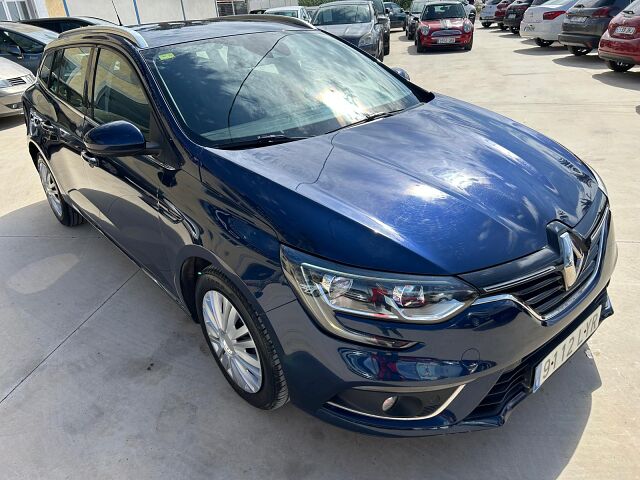 RENAULT MEGANE ESTATE 1.5 DCI AUTO SPANISH LHD IN SPAIN ONLY 73000 MILES 2019